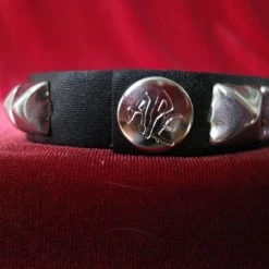 Ape Leather Single Row Pyramid Wristband Wristbands And Cuffs