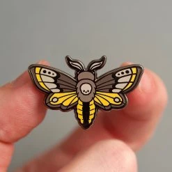 LuxCups Creative Pins Moth Enamel Pin