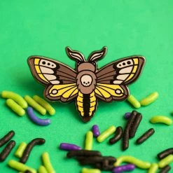 LuxCups Creative Pins Moth Enamel Pin