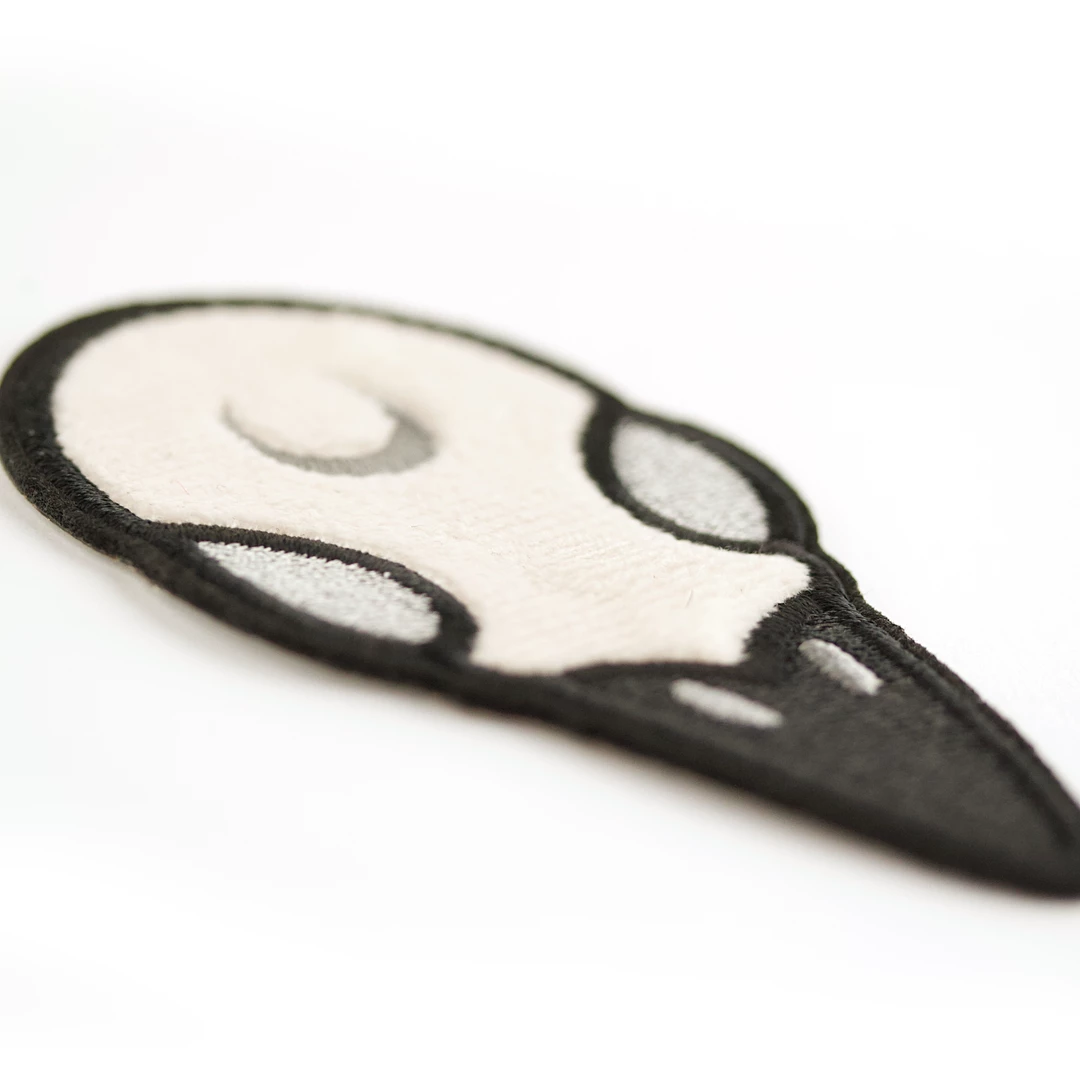 LuxCups Creative Raven Skull Fuzzy Patch 4 LuxCups Creative Raven Skull Fuzzy Patch