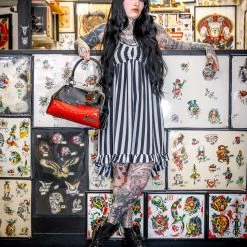 Sourpuss Bags & Backpacks Shock Me Handbag - Black/Red