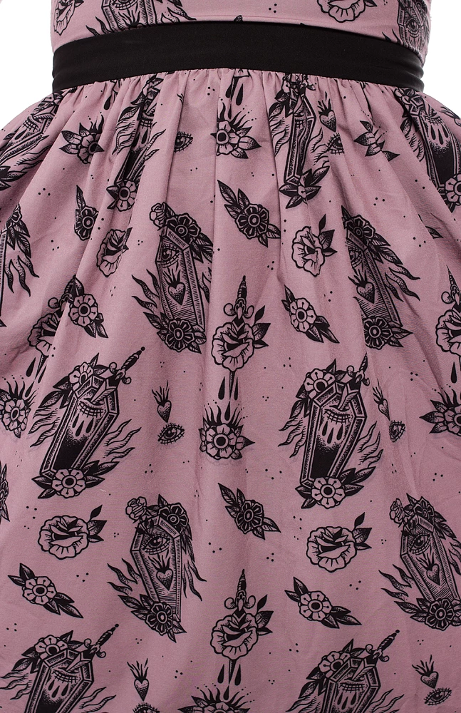 Sourpuss Women's Stuff Die In Grace Shift Dress 5 Sourpuss Women's Stuff Die In Grace Shift Dress